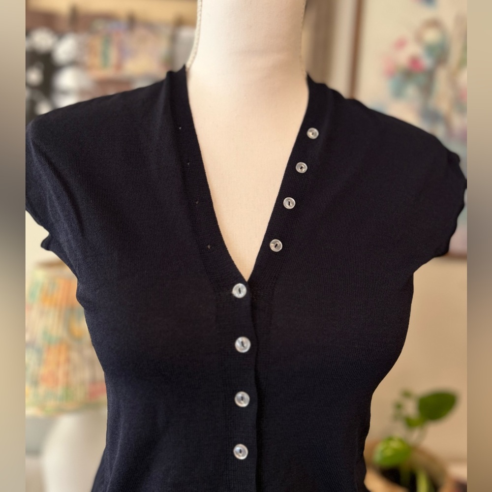 Navy blue T-shirt pre owned